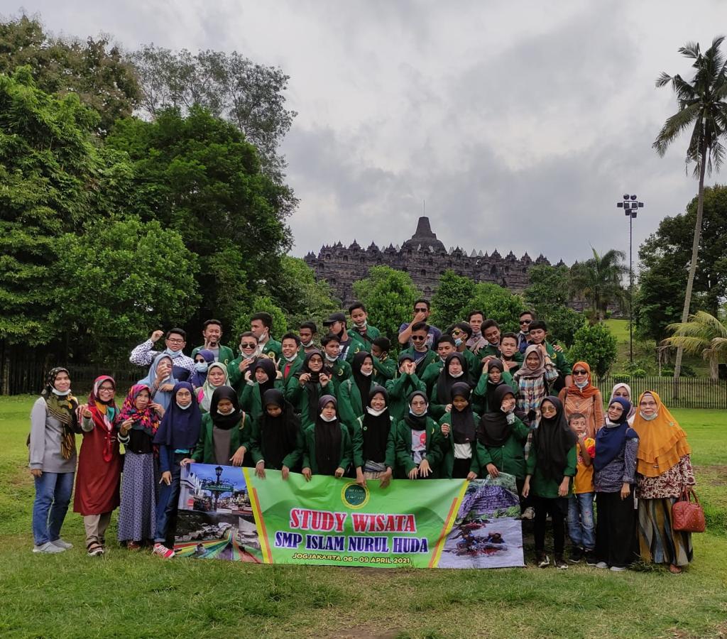 Kegiatan TOUR ke Jogja